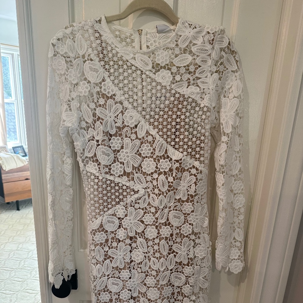 White long sleeve dress